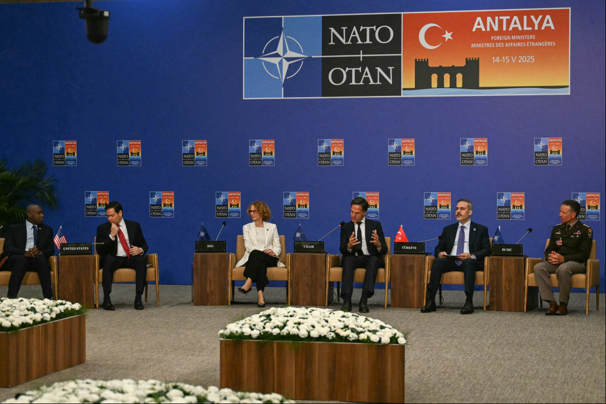  (From L) Britain's Foreign Secretary David Lammy, US Secretary of State Marco Rubio, NATO Deputy Secretary General Rila Sekerinska, NATO Secretary General Mark Rutte, Turkey's Foreign Minister Hakan Fidan and NATO Deputy Chair of the Military Committee Lieutenant General Andrew M. Rohling take part in an informal meeting of The North Atlantic Treaty Organisation (NATO) foreign ministers ahead of potential peace talks between Ukraine and Russia in Turkey, in Antalya, on May 15, 2025. NATO chief Mark Rutte said that he was 