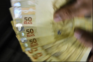 Aplicações de fundos nacionais no exterior continuarão isentas