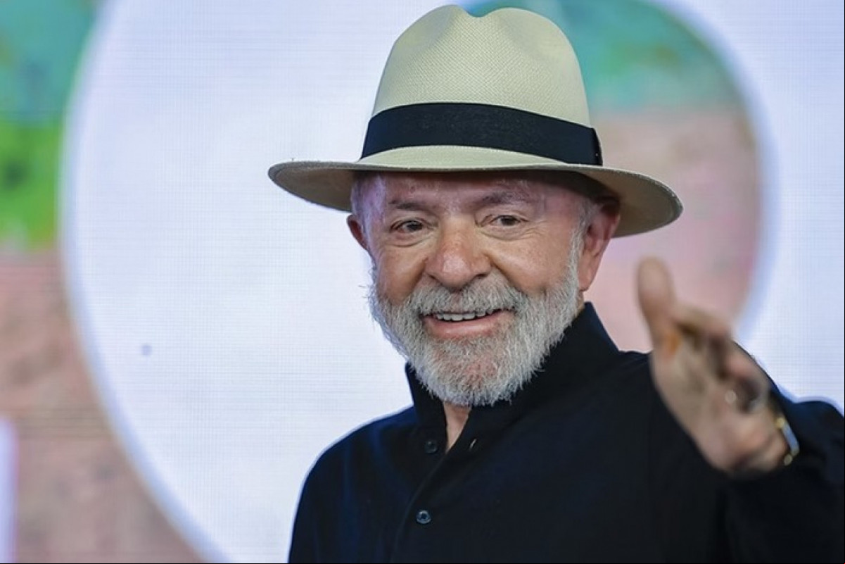 O presidente editou um decreto que subiu o IOF sobre compras internacionais de pessoas físicas realizadas com cartões de crédito, débito e pré-pagos