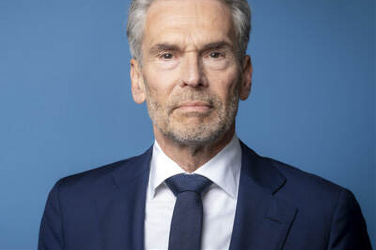 Dick Schoof, Primeiro Ministro da Holanda
