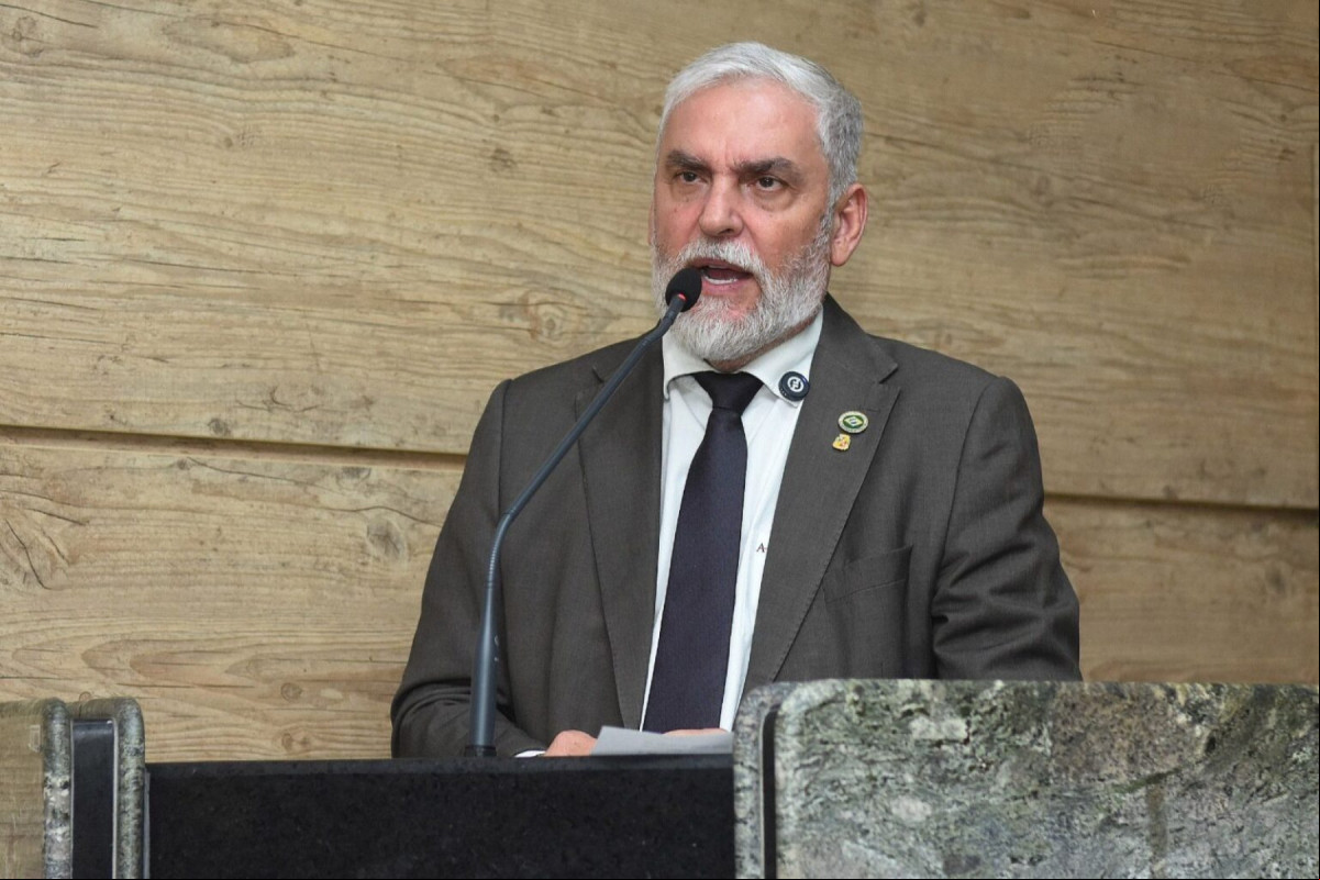 Vereador Silvio Nascimento defendeu veículos de imprensa de Caruaru após serem impedidos de acompanhar agenda parlamentar/Foto: Vladimir Barreto